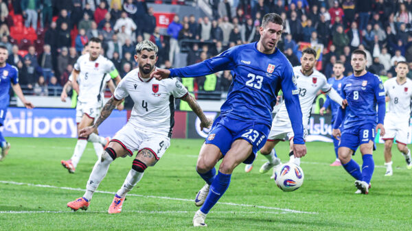 Dušan Vlahović ostaje u Torinu dok razmatra ponude posle odlaska iz Juventusa – napad u Torinu