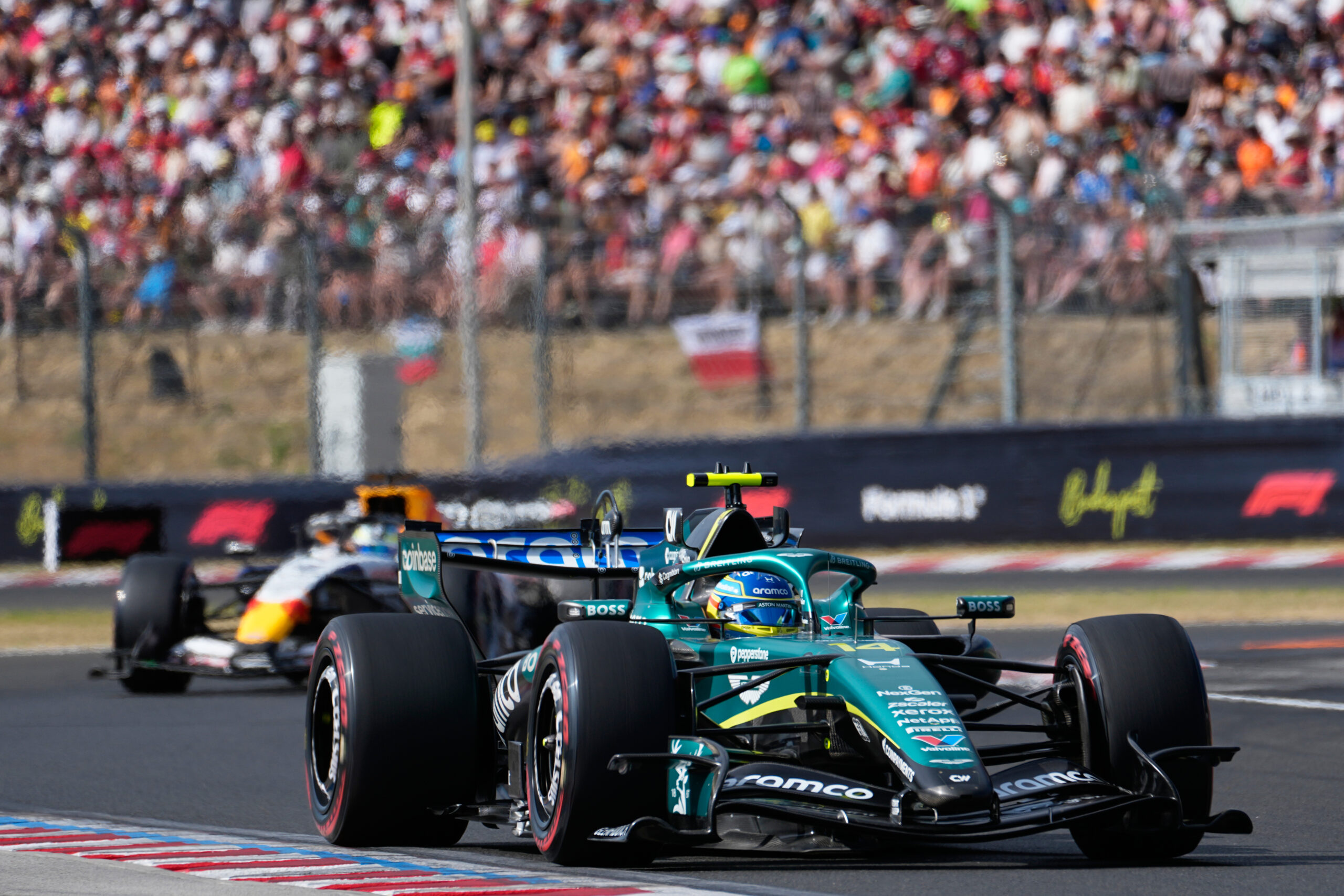 Fernando Alonso traži 40 miliona evra po sezoni za produžetak ugovora sa Aston Martinom