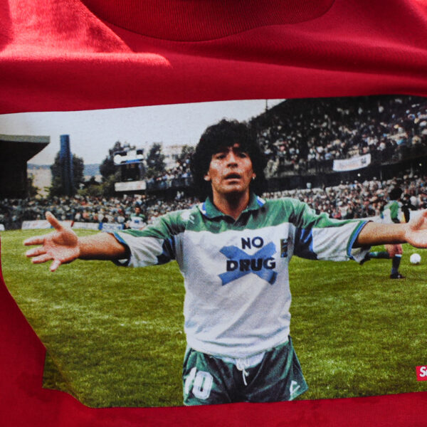 Dijego Maradona i vrednost lopte sa meča Božija ruka na aukciji u Teksasu – lopta sa meča Božija ruka