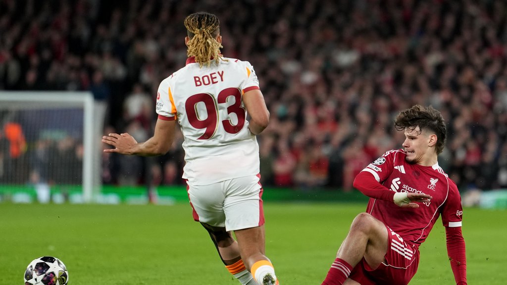 Liverpul doveo Ronalda Arauha na pozajmicu iz Barselone zbog povreda u odbrani – Ronald Arauho Liverpul