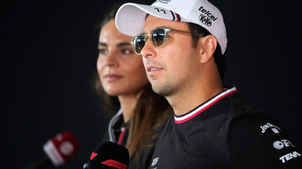 Sergio Perez u fokusu: Pregovori sa Williamsom dok Carlos Sainz razmatra budućnost
