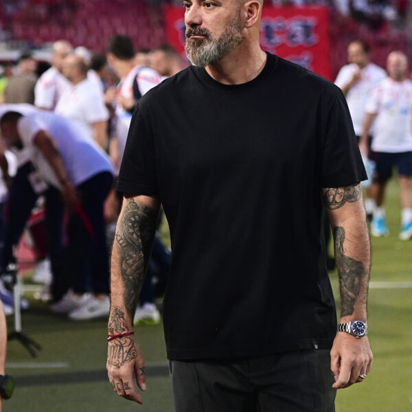 Dejan Stanković isključen tokom meča Crvene zvezde protiv Hapoela u Ligi šampiona – Dejan Stanković Crvena zvezda isključenje