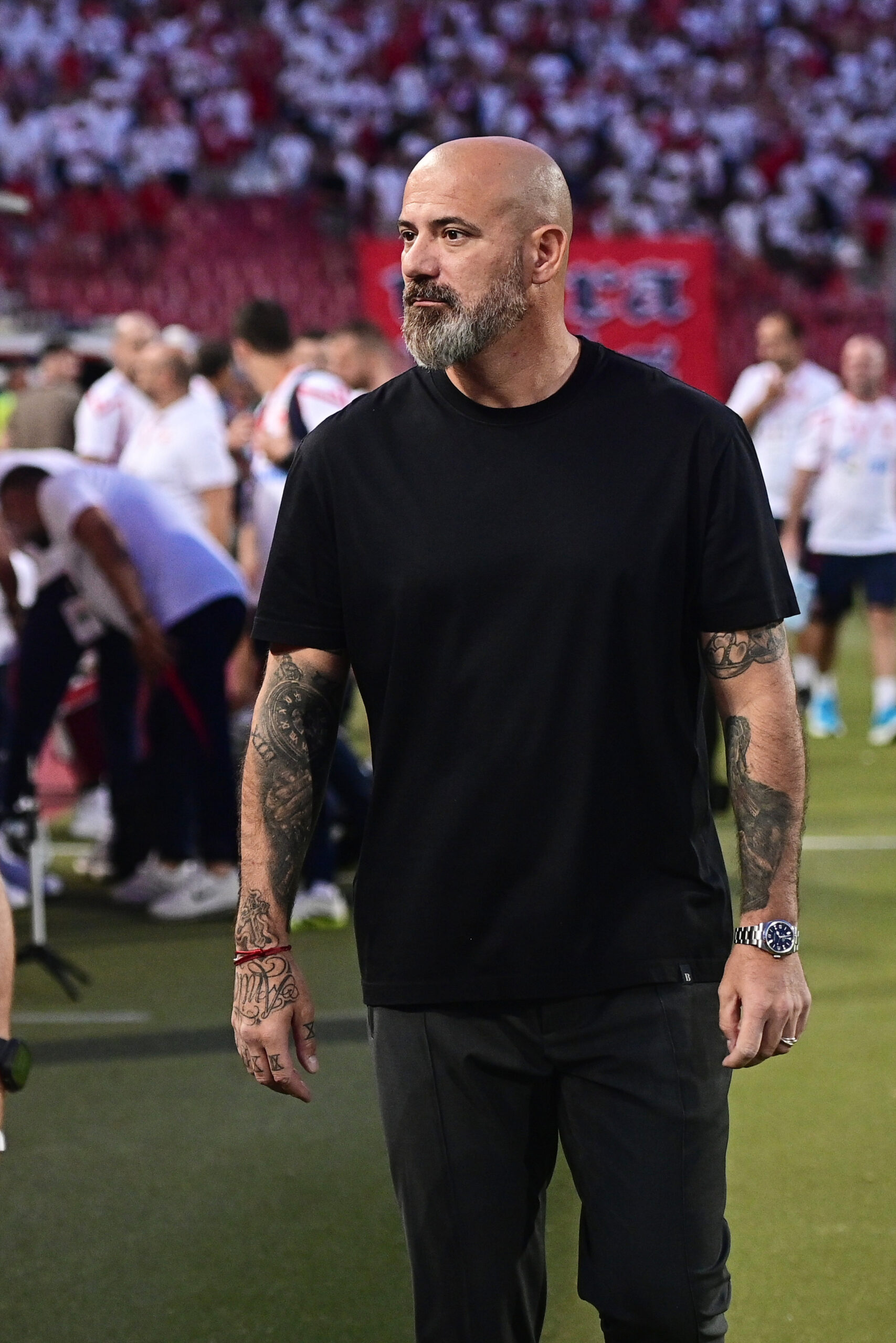 Dejan Stanković isključen tokom meča Crvene zvezde protiv Hapoela u Ligi šampiona – Dejan Stanković Crvena zvezda isključenje