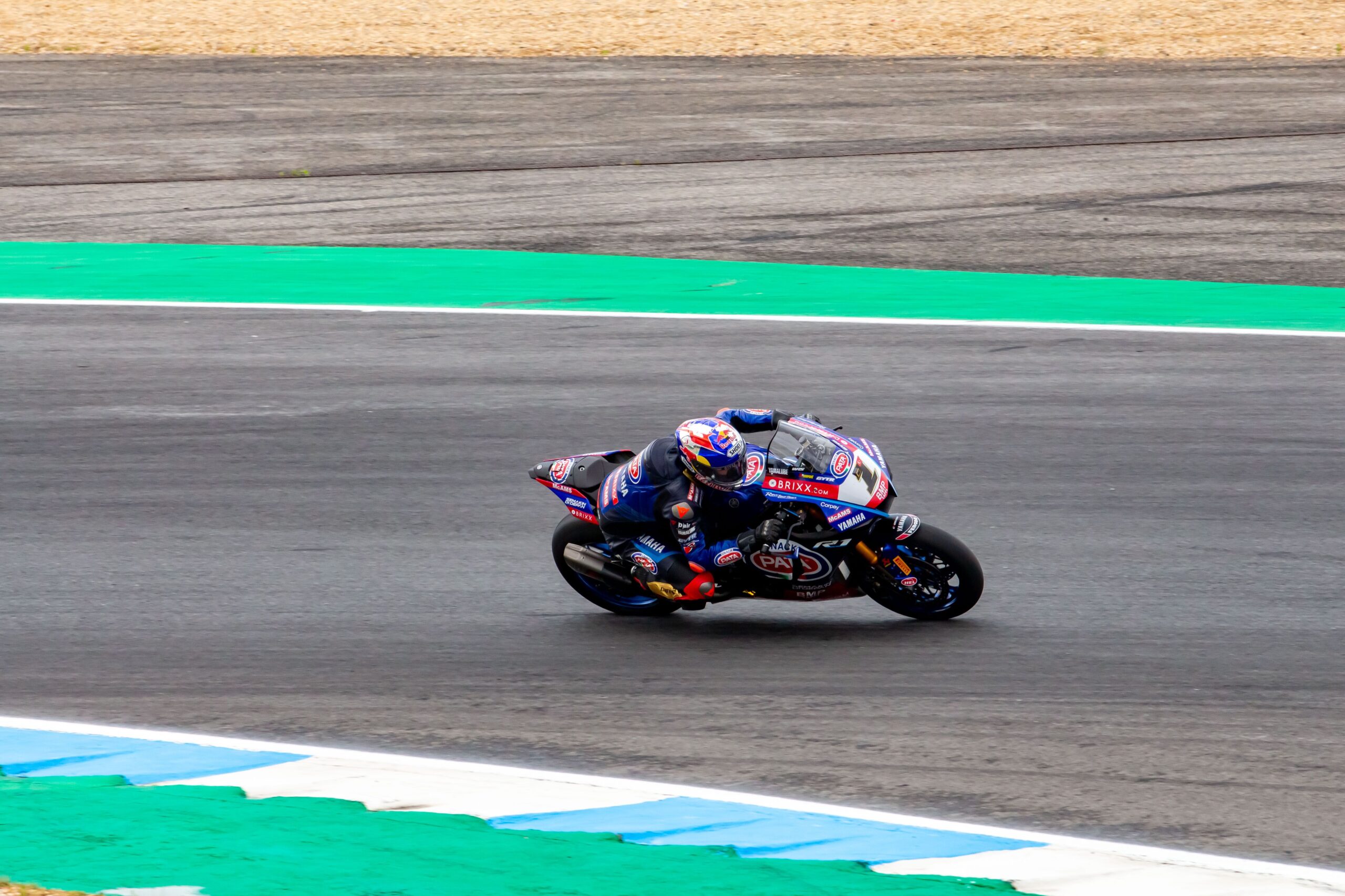 Manu González objašnjava zašto je prerano proslavio pobedu u Silverstonu – Manu González Moto2 Silverston