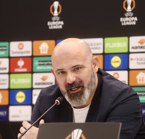 Dejan Stanković podneo ostavku posle eliminacije Crvene zvezde iz Lige šampiona – Dejan Stanković Crvena zvezda