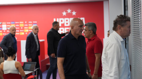 Olimpijakos poslao ponudu za Naira Tiknizjana, Crvena zvezda pregovara o transferu – Nair Tiknizjan Crvena zvezda transfer