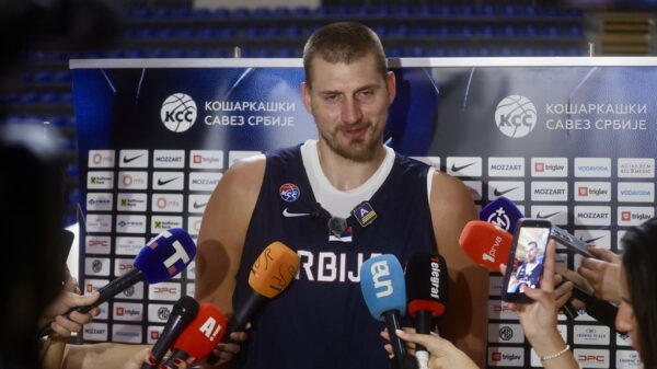 Nikola Jokić iznenadio frizera poklonom u rodnom Somboru – Nikola Jokić NBA