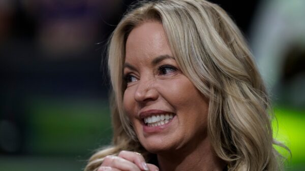 Jeanie Buss u sukobu sa porodicom zbog prodaje udela u Los Angeles Lakers – Jeanie Buss Los Angeles Lakers
