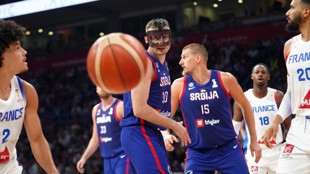 Srbija pobedila Francusku 90:87 u prijateljskoj košarkaškoj utakmici u Beogradu – utakmica Srbija Francuska