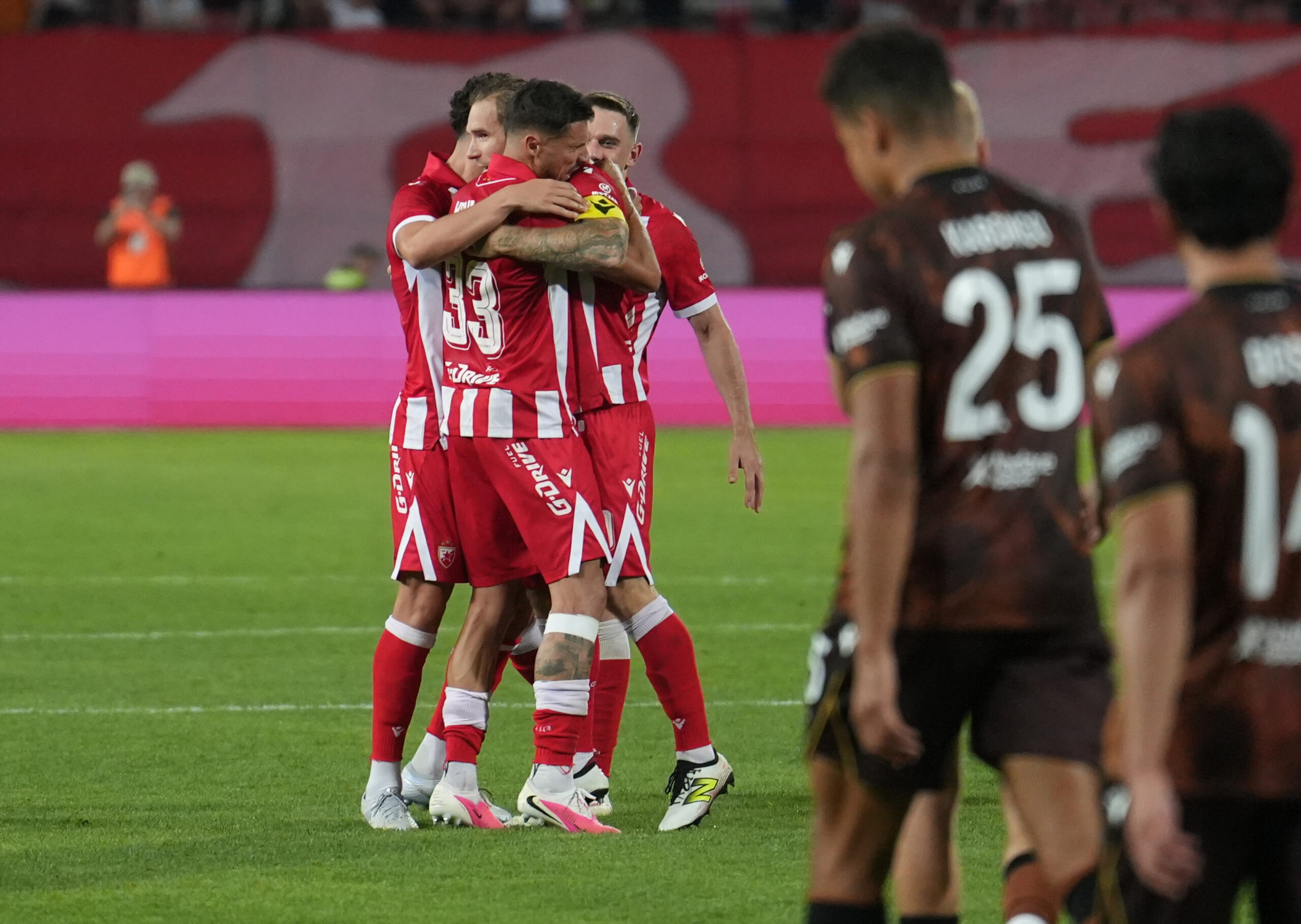 Timi Maks Elšnik: Zvezda je pokazala snagu protiv Viktorije, Ivanić mi duguje piće