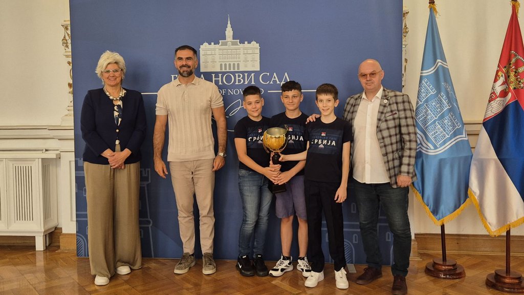 Žarko Mićin ugostio mlade šahiste iz Novog Sada posle osvajanja bronze na Evropskom prvenstvu – Žarko Mićin Novi Sad