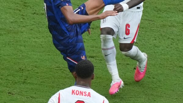 Arsenal doveo Ezrija Konsu iz Aston Vile za 51 milion funti – Ezri Konsa Arsenal transfer
