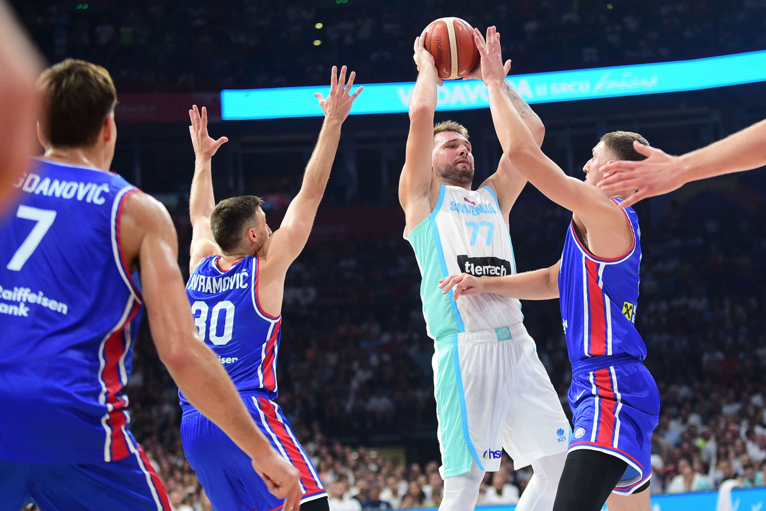 Luka Dončić ugostio Los Anđeles Lejkerse na krstarenju Ljubljanicom – Luka Dončić Los Anđeles Lejkers Slovenija