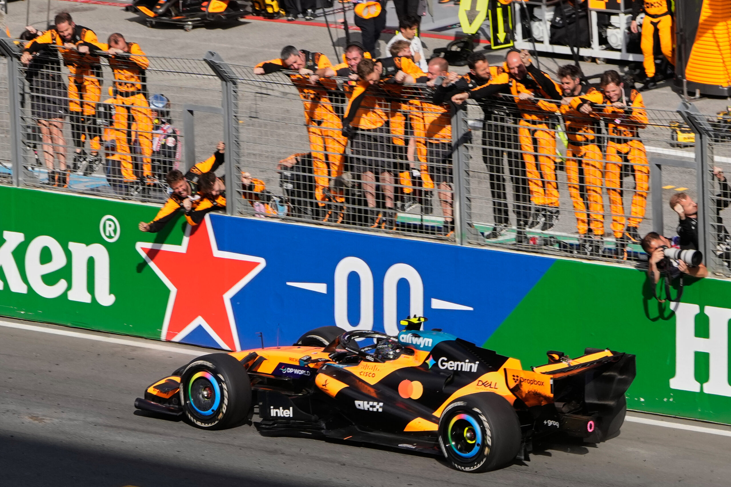 Lando Norris sprečio slavlje Kimi Antonellija u Zandvoortu, Fernando Alonso briljirao – Lando Norris Velika nagrada Holandije