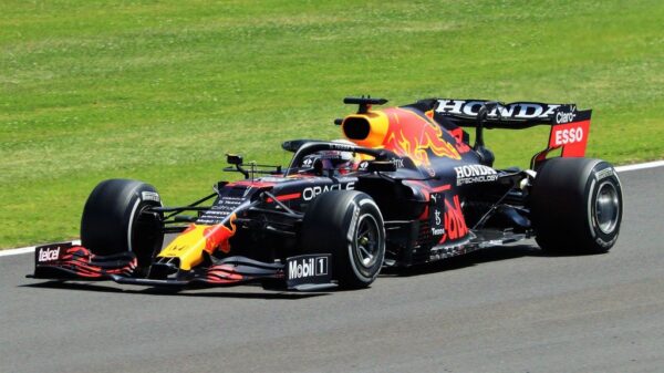 Maks Ferstapen doživeo težak sudar tokom trke Formule 1 na stazi Zandvort – sudar Maks Ferstapena