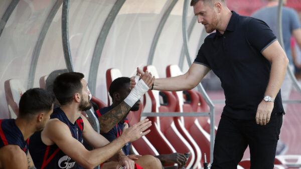 Albert Rijera i Jovan Stanković: Emotivan susret na Marakani tokom meča Crvene zvezde – Albert Rijera Jovan Stanković