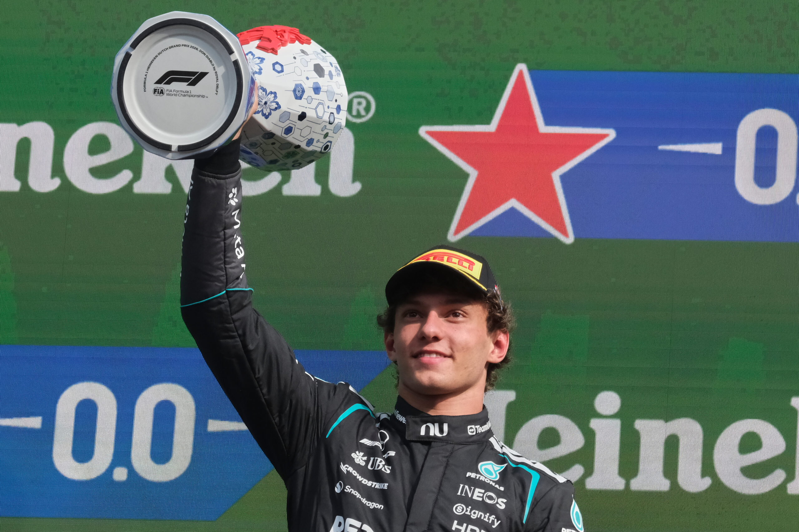 Andrea Kimi Antonelli vodi u Formuli 1, Mercedes ističe ograničenja budžeta