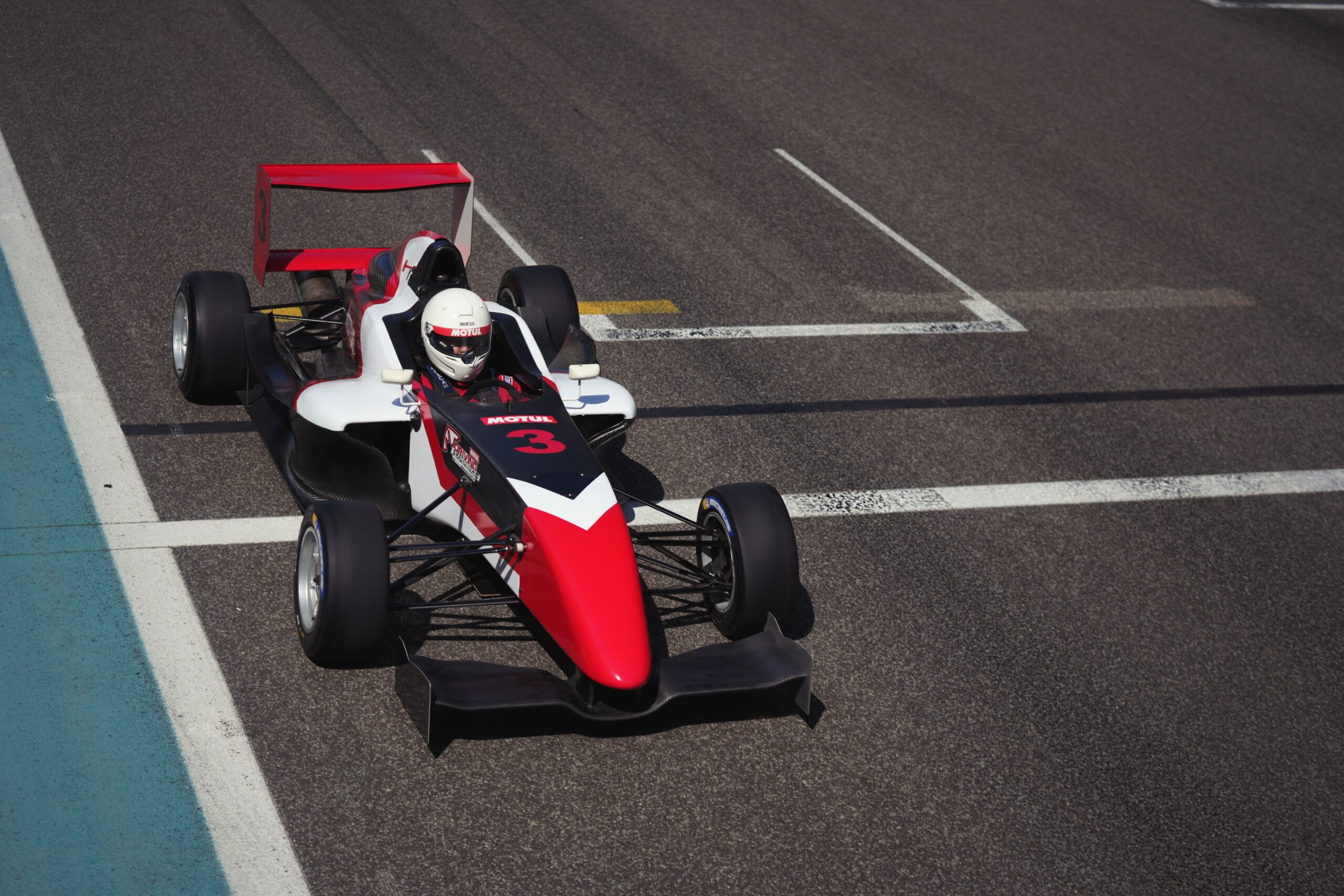 Bruno del Pino testira novu stazu Madring tokom F3 priprema pred Veliku nagradu Španije – Bruno del Pino Madring F3