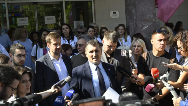 Miloš Pavlović: Fokus na osnovne principe odbrane i napada tokom priprema Srbije – osnovni principi odbrane i napada