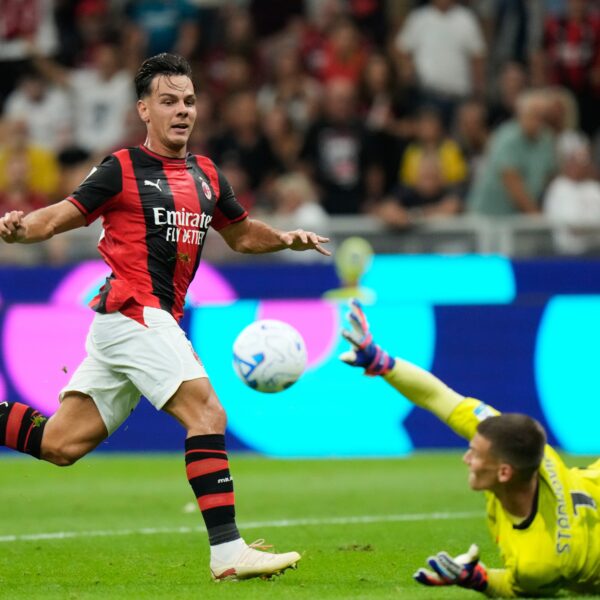 Milan pobedio Veneciju 2:0 na San Siru, duel Stankovića i Pavlovića obeležio meč – Filip Stanković Milan Venecija
