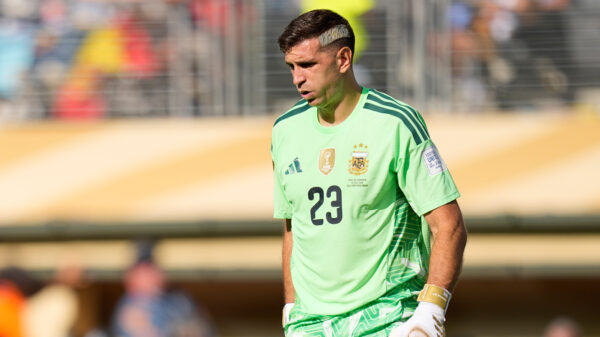 Emilijano Martinez potpisao trogodišnji ugovor sa Čelsijem – Emilijano Martinez Čelsi transfer