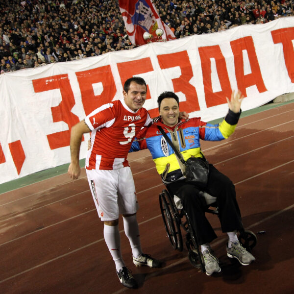 Zvonko Milojević: Život posle saobraćajne nesreće i podrška navijača Crvene zvezde – Zvonko Milojević Crvena zvezda