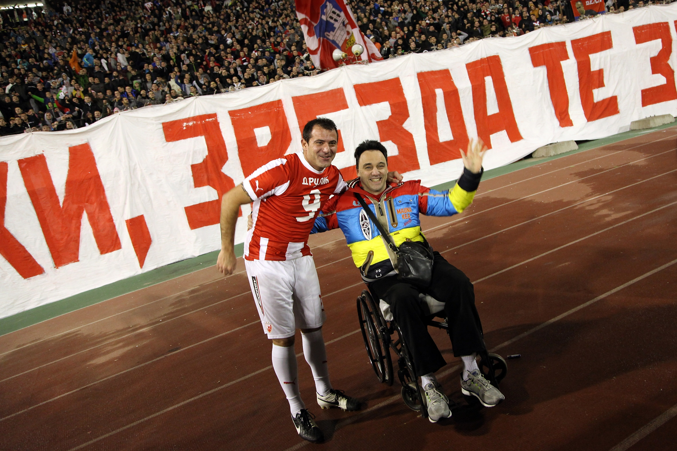 Zvonko Milojević: Život posle saobraćajne nesreće i podrška navijača Crvene zvezde – Zvonko Milojević Crvena zvezda