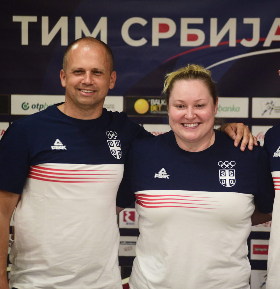 The press conference was held at the Moskva Hotel before the Serbian Shooting Team's trip to the Olympic Games in Paris. Pred put Streljacke reprezentacije Srbije na Olimpijske igre u Pariz u hotelu Moskva je odrzana konferencija za medije.