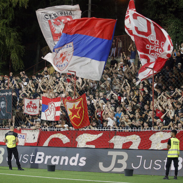 Crvena zvezda i Partizan igraju 180. večiti derbi: Poznate cene karata