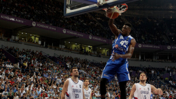 Tanasis Adetokumbo potpisao za Aris nakon 255 NBA utakmica za Milvoki – Tanasis Adetokumbo Aris transfer