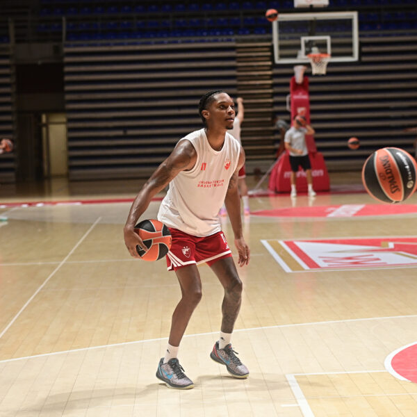 Crvena zvezda završava prelazni rok bez novih transfera pred Ligu konferencije – Crvena zvezda Ligu konferencije