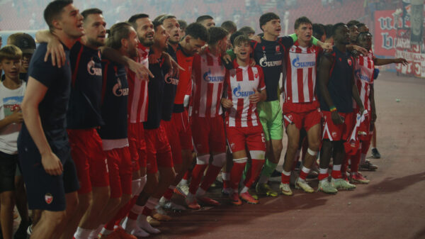 Crvena zvezda pobedila Partizan 2:1 u 180. večitom derbiju na Marakani – Crvena zvezda derbi Partizan