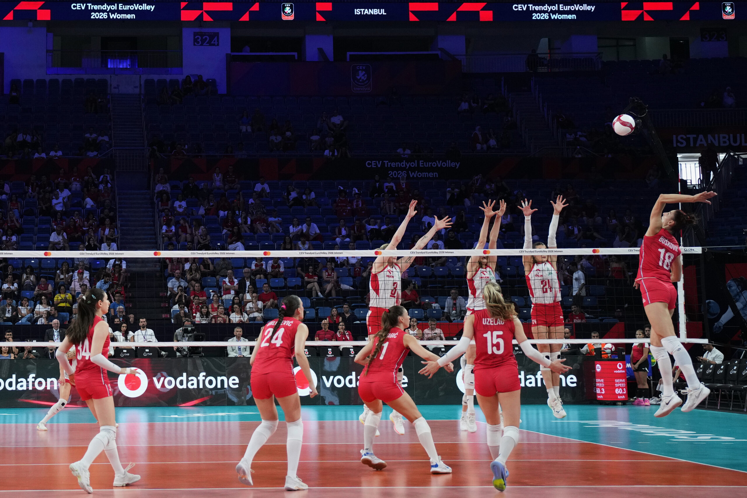 Tijana Bošković i Zoran Terzić poklonili medalje za zajedništvo u ženskoj odbojkaškoj reprezentaciji Srbije – Tijana Bošković Evropsko prvenstvo odbojka