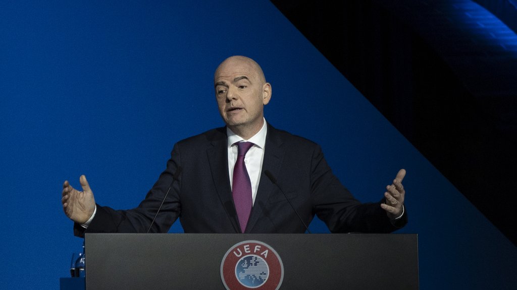 Đani Infantino pod pritiskom: Više od 100.000 potpisa za istragu zbog veza sa Trampom – Đani Infantino FIFA