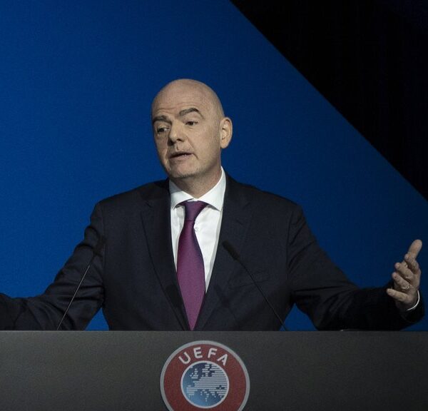 Više od 100.000 ljudi zahteva istragu protiv Đanija Infantina zbog veza sa Trampom – Đani Infantino FIFA