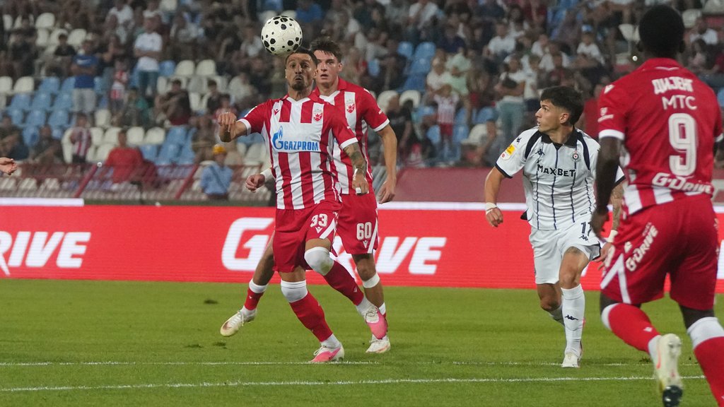 Radnik i Crvena zvezda remizirali bez golova u Surdulici u Superligi Srbije – Crvena zvezda fudbal