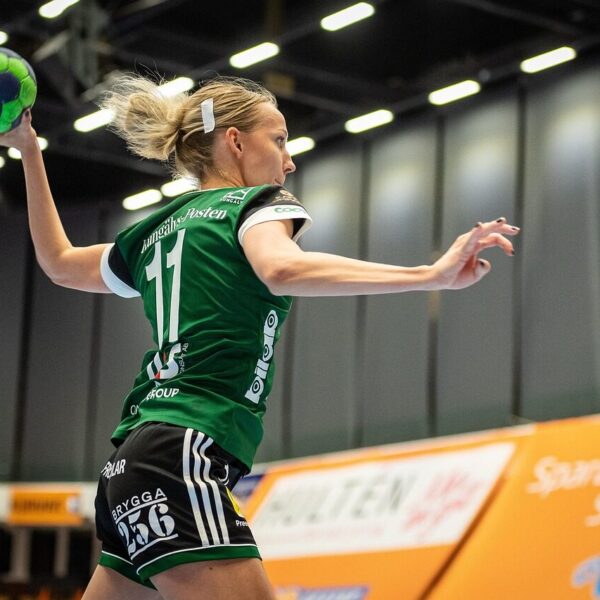 woman, handball, women's handball, ball, sports, indoor sports, handball, handball, handball, handball, handball