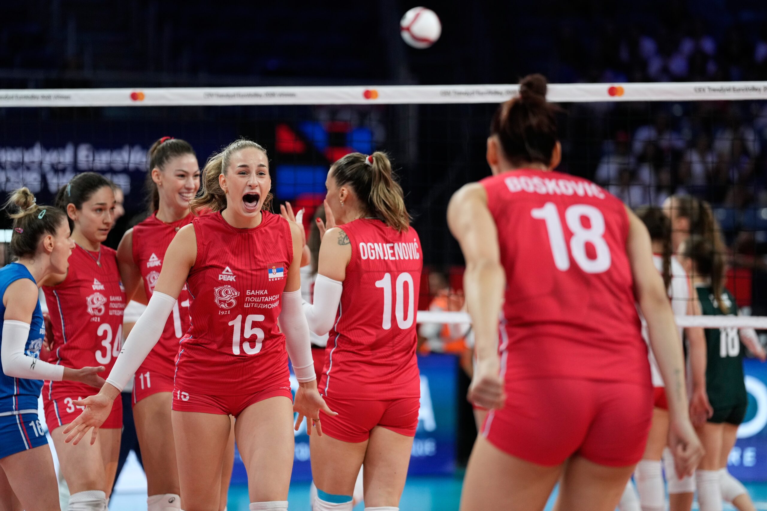Aleksandra Uzelac i Hena Kurtagić u centru pažnje tokom Evropskog prvenstva u Sofiji – Aleksandra Uzelac Evropsko prvenstvo odbojka