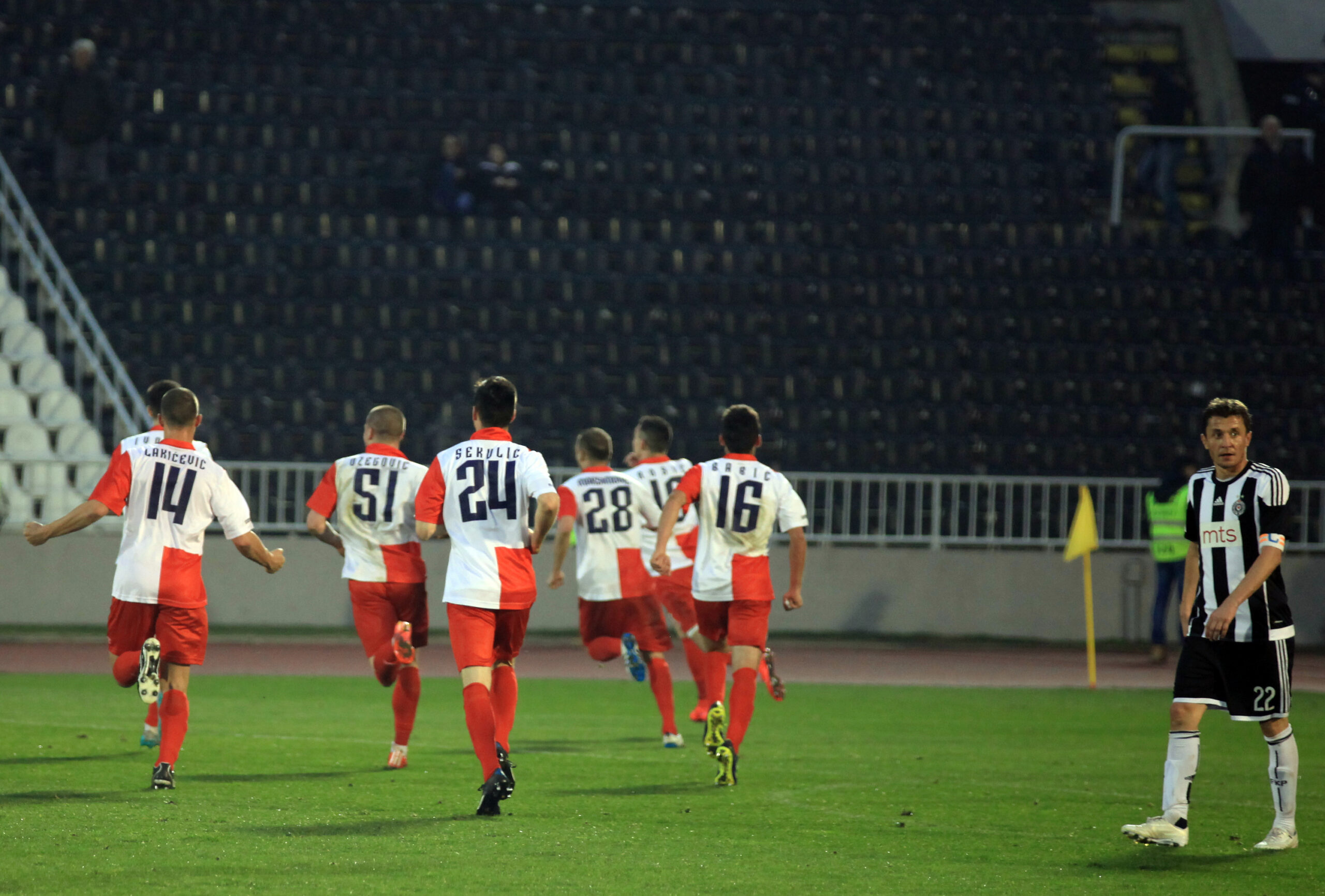 Partizan i Vojvodina derbi Superlige Srbije 9. kolo zakazan za 17 časova – direktan TV prenos meča Partizan - Vojvodina