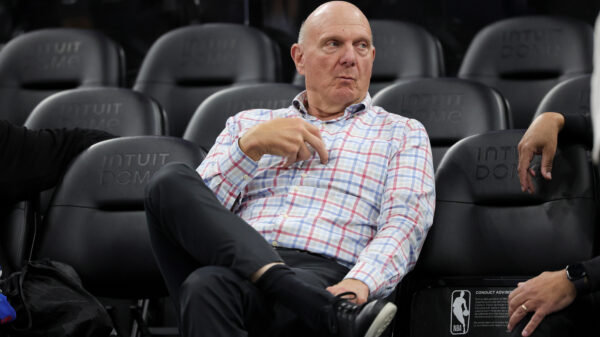 Stiv Balmer potvrdio: LA Klipersi prihvatili kaznu NBA zbog kršenja ograničenja zarada – Stiv Balmer LA Klipersi NBA