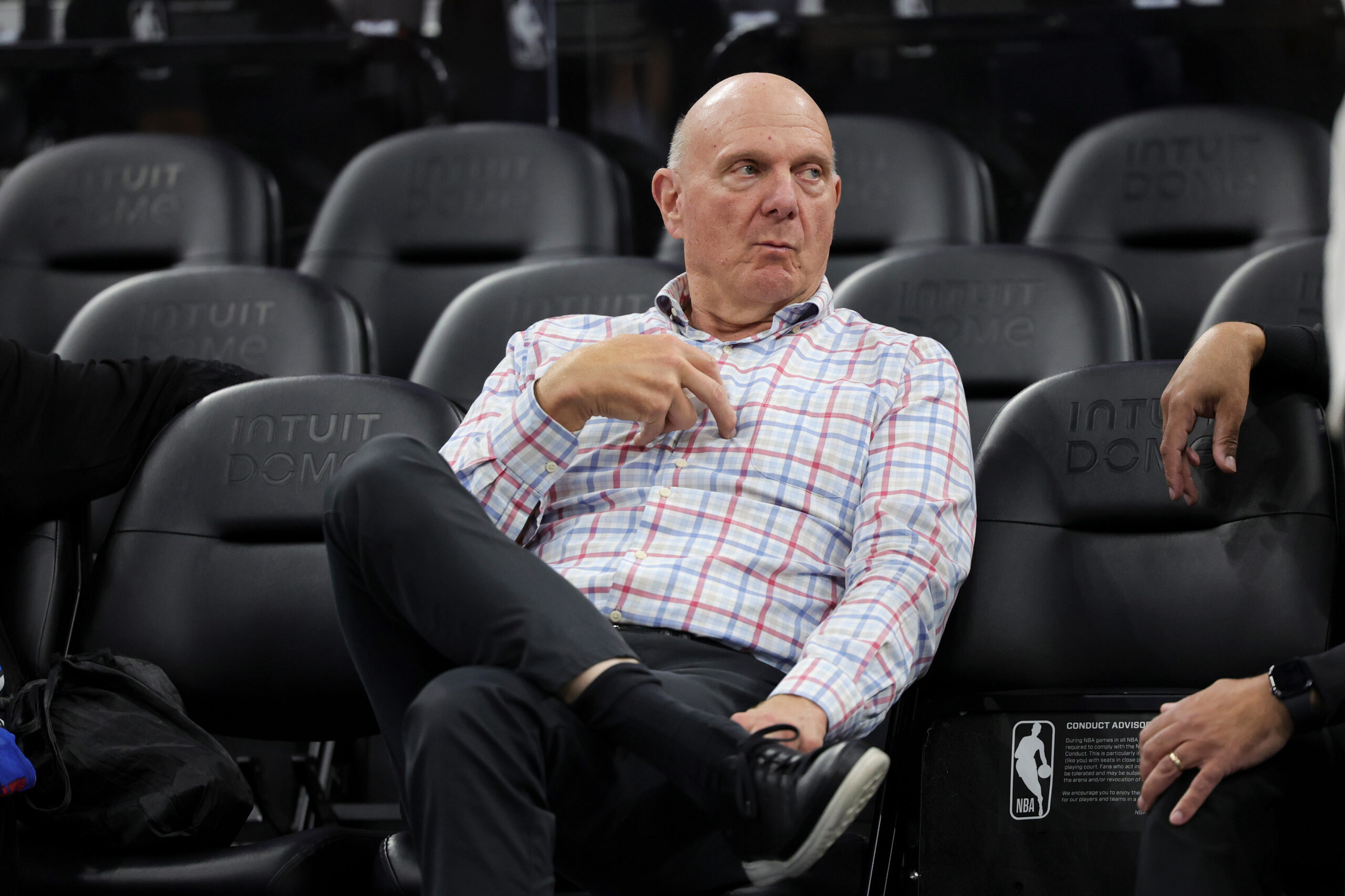 Stiv Balmer potvrdio: LA Klipersi prihvatili kaznu NBA zbog kršenja ograničenja zarada – Stiv Balmer LA Klipersi NBA