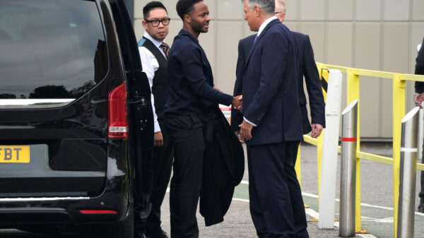 Raheem Sterling uhapšen zbog vožnje pod dejstvom gasa smejavca – Raheem Sterling vožnja gas smejavac