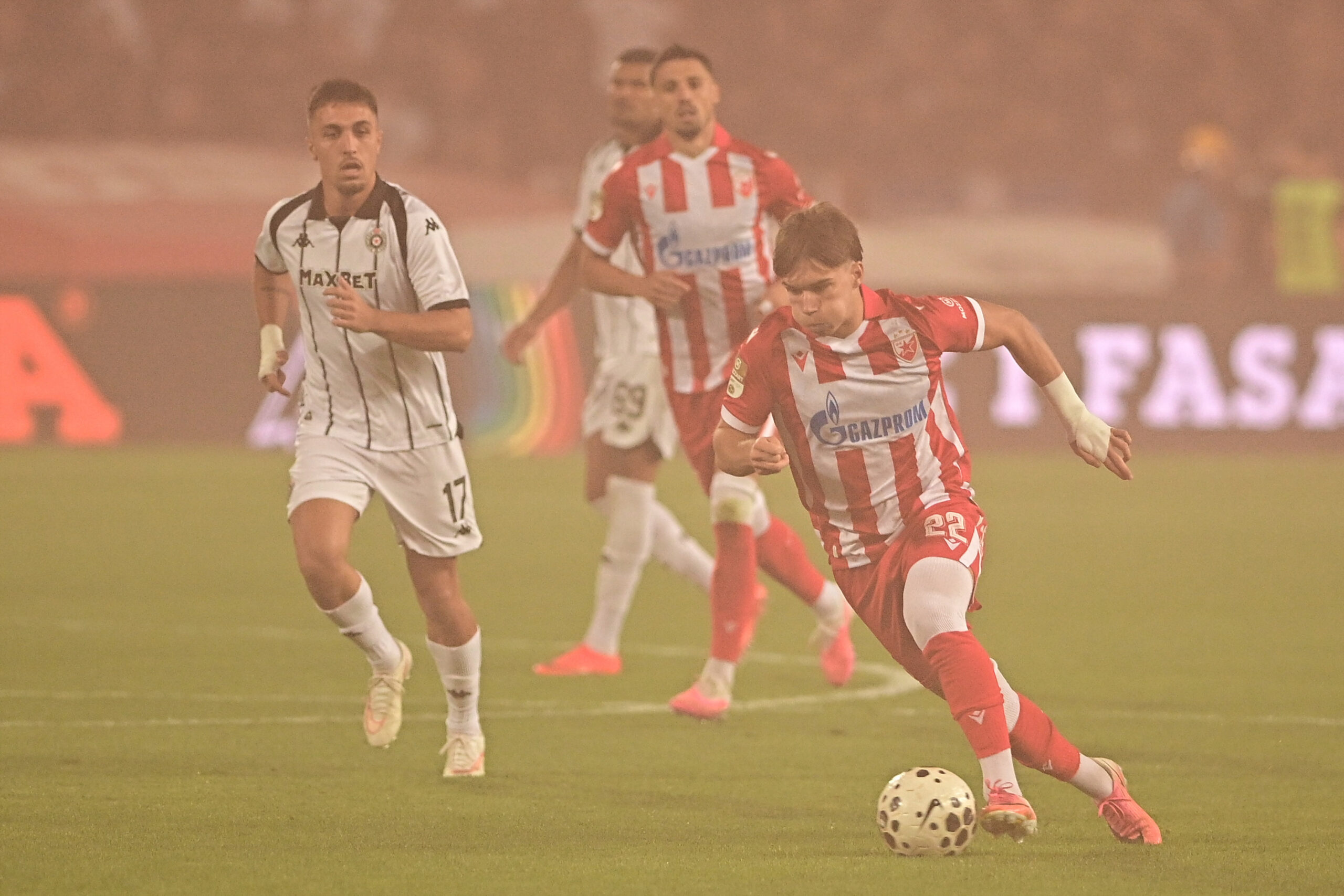 Vasilije Kostov među najperspektivnijim mladim fudbalerima sveta prema CIES analizi – Vasilije Kostov Crvena zvezda priznanje