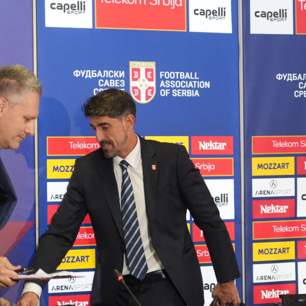 Veljko Paunović pratio meč Vojvodina - IMT i video gol Petra Sukačeva već u drugom minutu – Veljko Paunović Vojvodina IMT