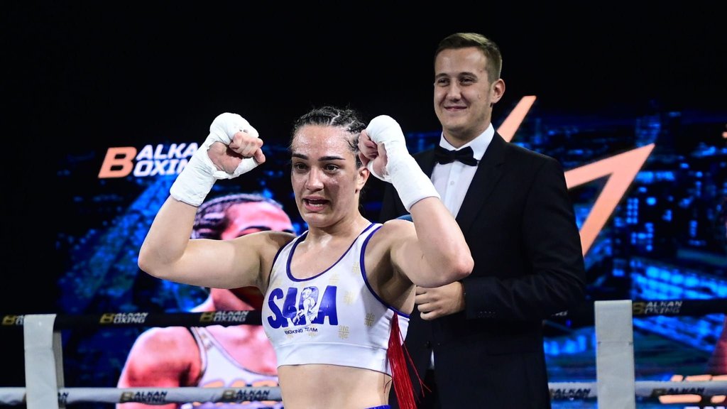 Sara Ćirković pobedila Buse Naz Čakiroglu 3:2 za polufinale Evropskog prvenstva u Sofiji – Sara Ćirković boks