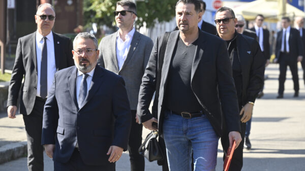 Vanja Grbić iz bolnice poslao poruku javnosti posle zdravstvenih problema – Vanja Grbić bolnica intervencija