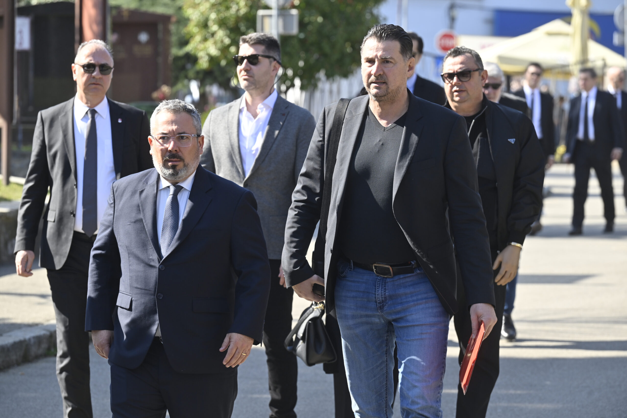 Vanja Grbić iz bolnice poslao poruku javnosti posle zdravstvenih problema – Vanja Grbić bolnica intervencija