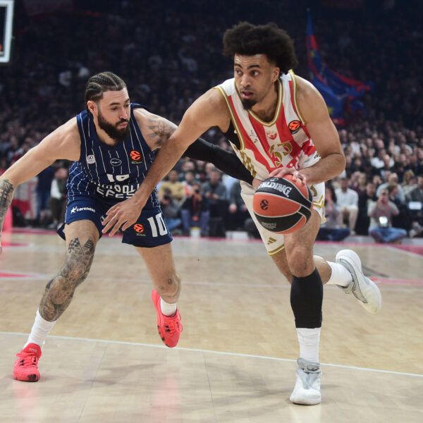 Barselona preokretom savladala Anadolu Efes 89:82 na startu Evrolige
