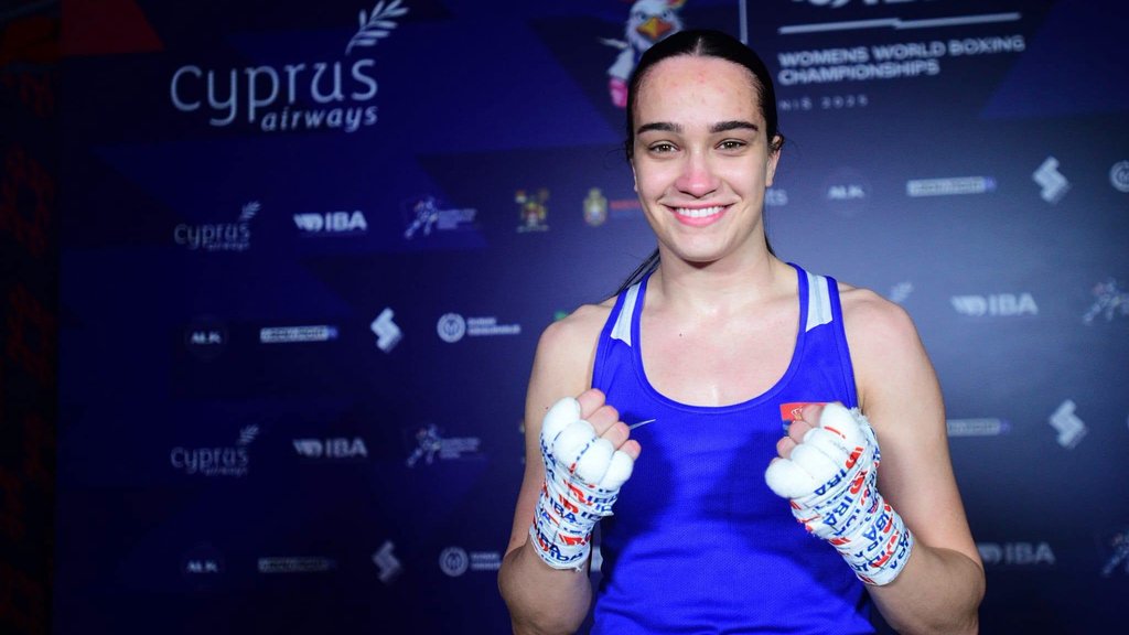 Sara Ćirković odbranila titulu evropske šampionke u boksu pobedom nad Finkinjom – Sara Ćirković boks