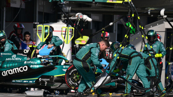 Fernando Alonso završio trku u Bakuu posle 21 kruga zbog problema sa brzinom – Fernando Alonso Aston Martin Bakuu